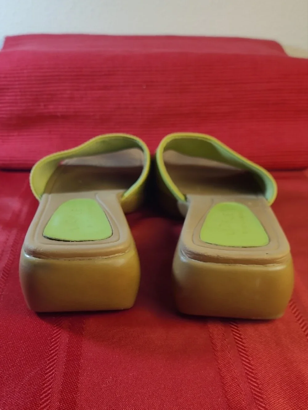 Lizflex By Claiborne Lime Green Leather Wedge Slide Sandals Comfort Women Size 9